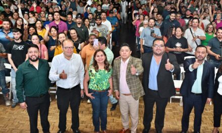ASOCIACIÓN DE POTOSINOS EN DALLAS SE REÚNEN CON GOBERNADOR DE SLP