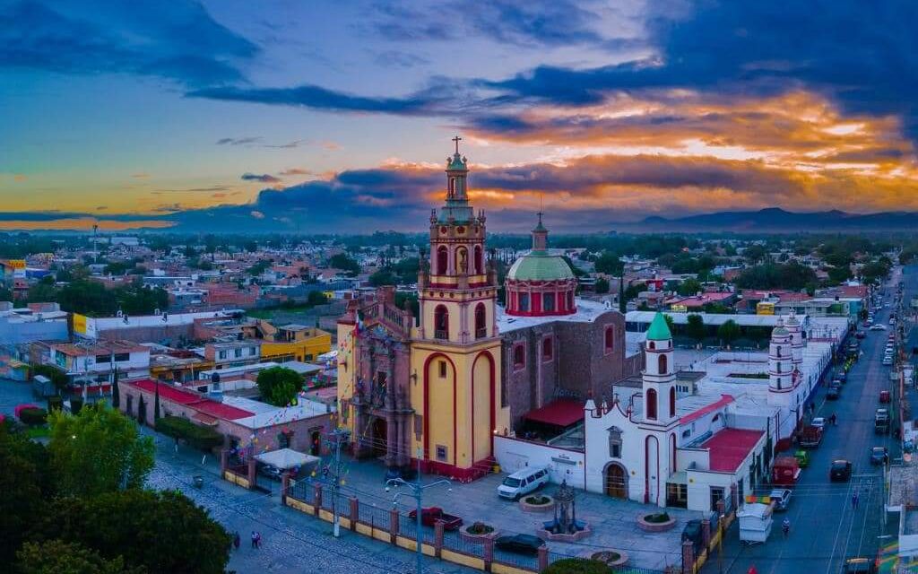 ANUNCIAN LOS «DOMINGOS CULTURALES» EN LA PLAZA PRINCIPAL DE SOLEDAD