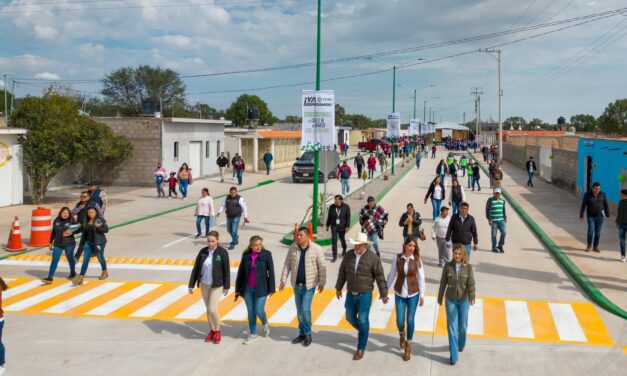 RICARDO GALLARDO INAUGURA NUEVA VIALIDAD EN VILLA DE ARRIAGA