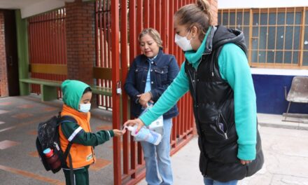 POR FRÍO, GOBIERNO FORTALECE MEDIDAS EN ESCUELAS