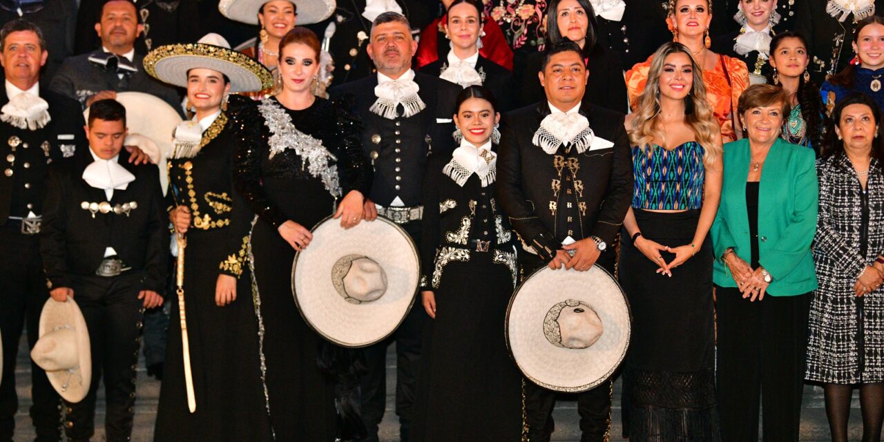 RECONOCEN CHARROS A RICARDO GALLARDO POR APOYO AL DEPORTE MÁS MEXICANO 