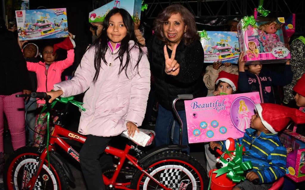 FAMILIAS SOLEDENSES DE ESTACIÓN VENTURA Y RIVAS GUILLÉN FESTEJAN LA NAVIDAD VERDE