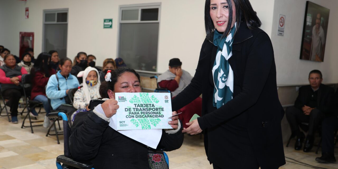 GOBIERNO ENTREGA TARJETAS DE TRANSPORTE GRATUITO A GRUPOS VULNERABLES