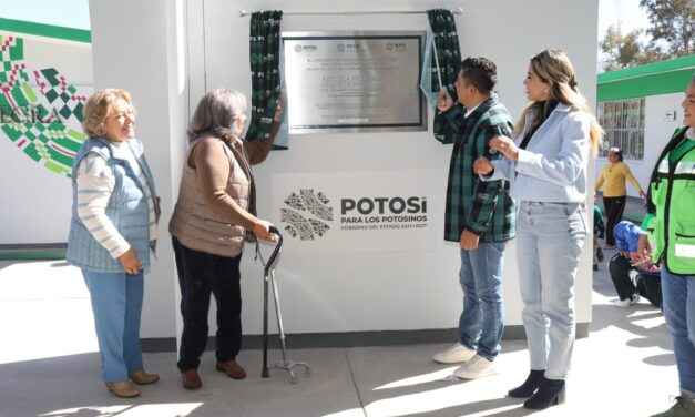 ESTUDIANTES Y PADRES DE FAMILIA SOLEDENSES RECIBEN TRANSFORMACIÓN DE SUS ESCUELAS