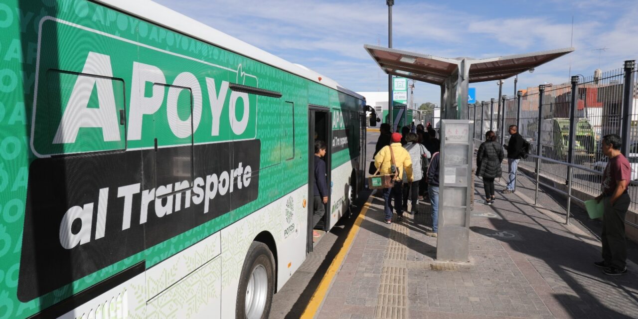 USUARIOS AGRADECEN APOYO DE RICARDO GALLARDO POR SERVICIO GRATUITO DE METRORED