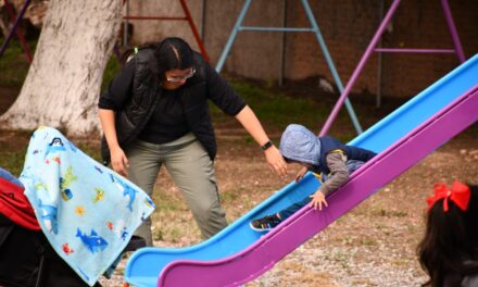 SEER ENTREGA JUEGOS INFANTILES EN APOYO A JARDÍN DE NIÑOS