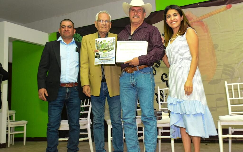 SOLEDAD DE GRACIANO SÁNCHEZ RECONOCE TALENTO DE COMPOSITORES EN SU DÍA