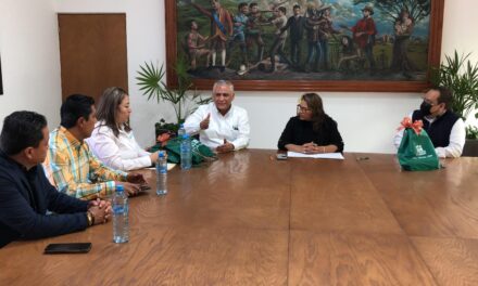 AUTORIDADES SOLEDENSES FIRMAN CONVENIO PARA BRINDAR BECAS UNVERSITARIAS A JÓVENES