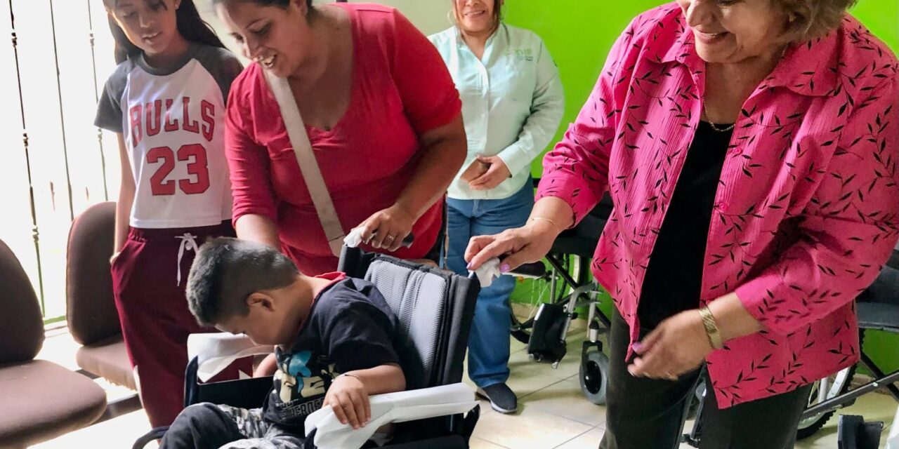 DIF MUNICIPAL DE SOLEDAD ENTREGA APOYOS TÉCNICOS A GRUPOS VULNERABLES