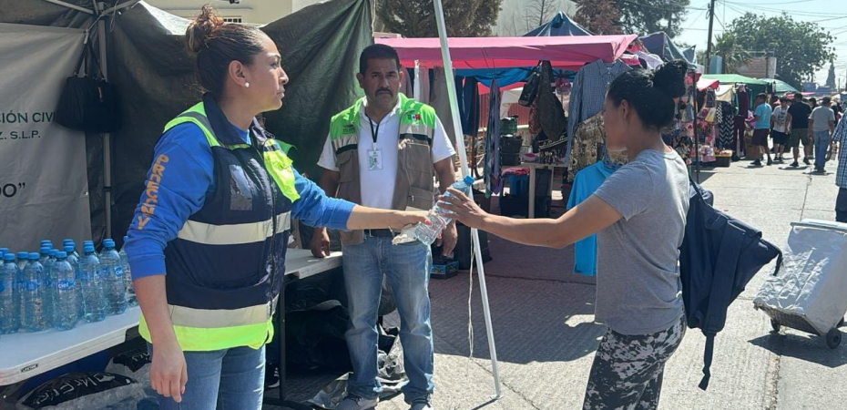 PROTECCIÓN CIVIL DE SOLEDAD INSTALA MÓDULOS DE HIDRATACIÓN Y TRANSMITE MEDIDAS PREVENTIVAS