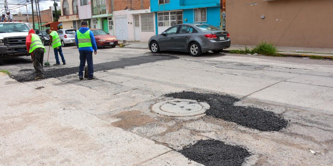 FORTALECE AYUNTAMIENTO DE SOLEDAD PROGRAMA PERMANENTE DE BACHEO
